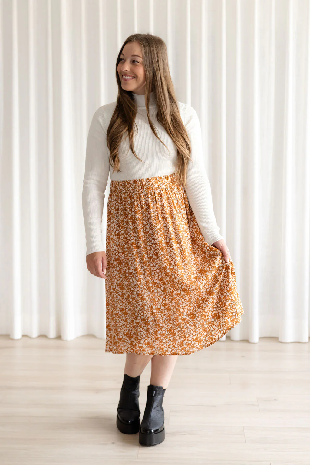 Jupe fleurie à taille élastique - butterscotch - Image 3